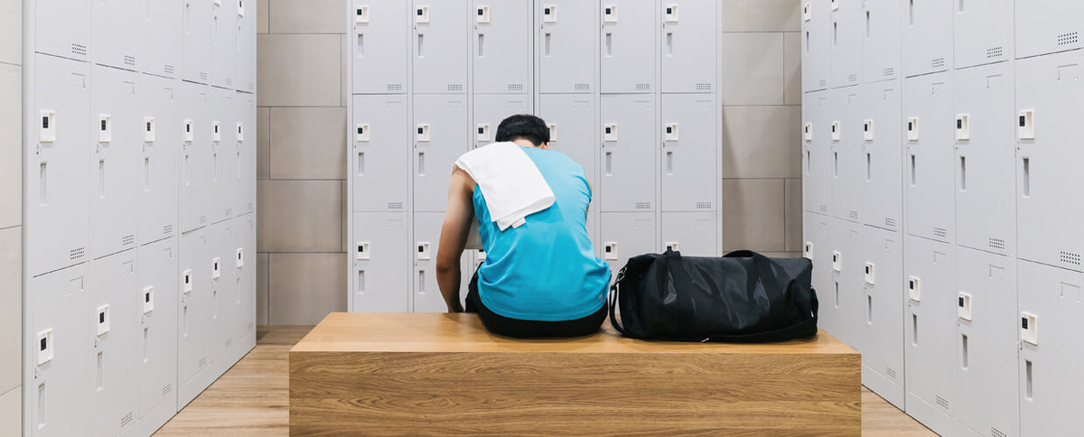 Top 10 Workout Essentials You Need in Your Gym Bag